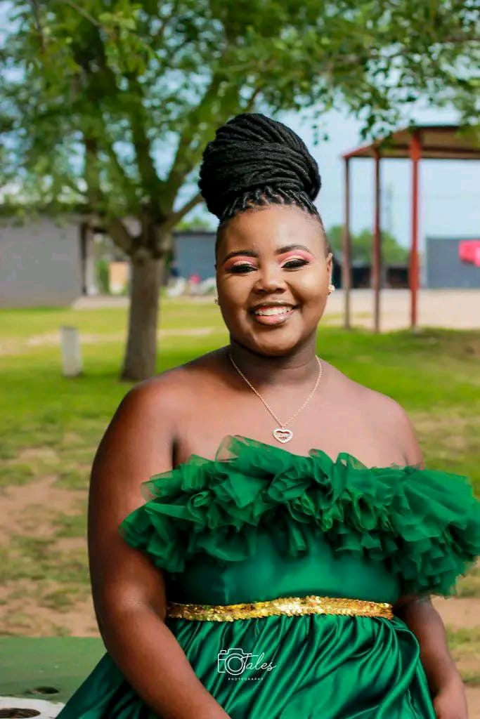 Roaring with Words: The Inspirational Journey of Poetess Landa